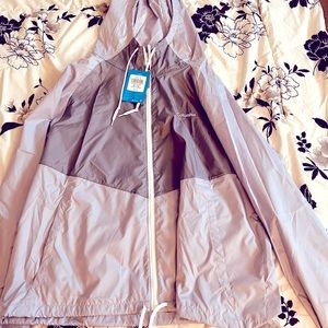 Brand Colombia size Xl w tag new color  lilac  Windbreaker
